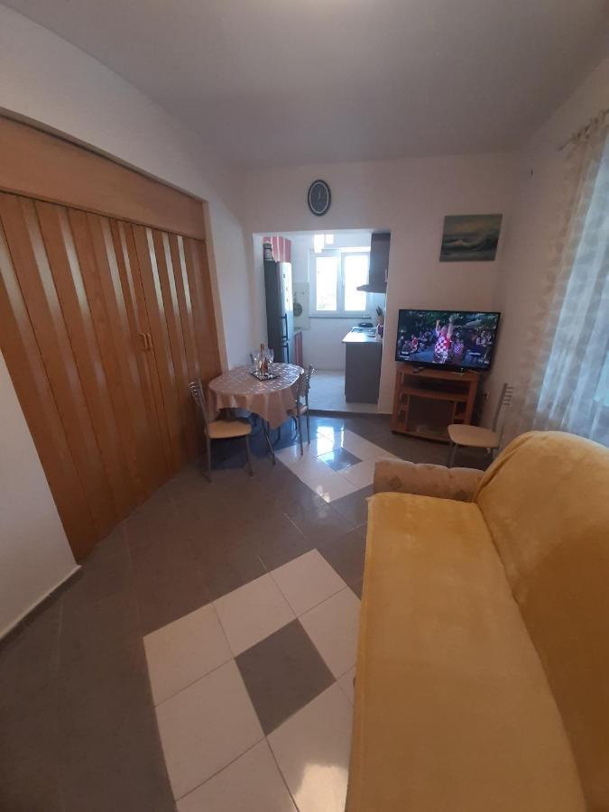 Apartments Borna Драге Экстерьер фото